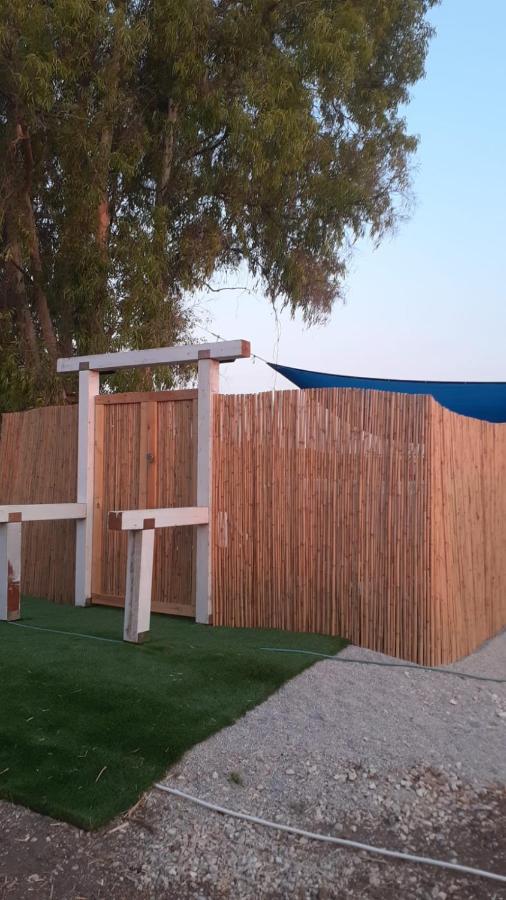 אצל דוד בכפר Leilighet Kfar Gidon Eksteriør bilde